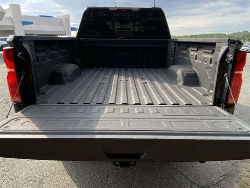 Used 2025 Chevrolet Silverado 2500 High Country w/ High Country Premium Package image 30