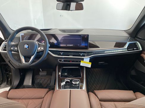 New 2026 BMW X5 xDrive40i AWD/4WD image 16