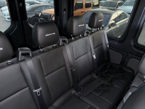 Used 2024 Mercedes-Benz Sprinter 2500 image 32