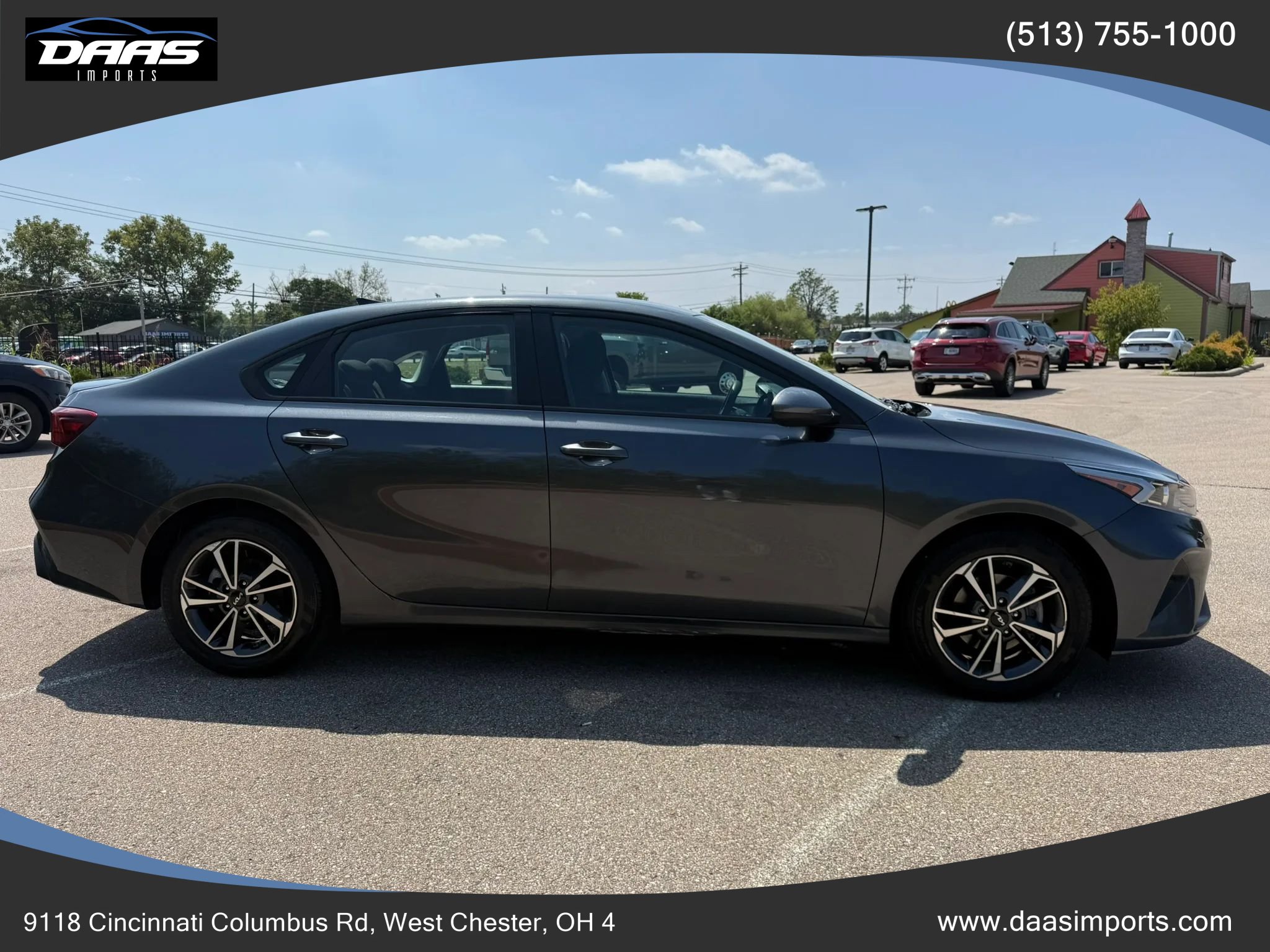 Used 2023 Kia Forte LXS FWD image 4