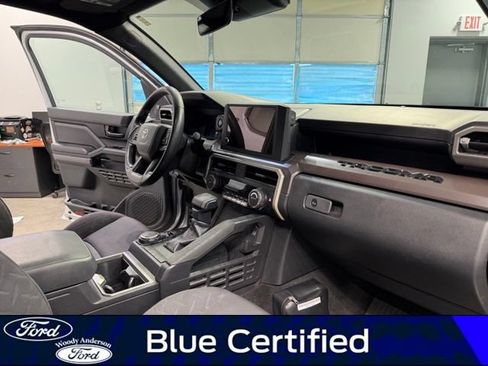 Used 2024 Toyota Tacoma SR5 AWD/4WD image 26