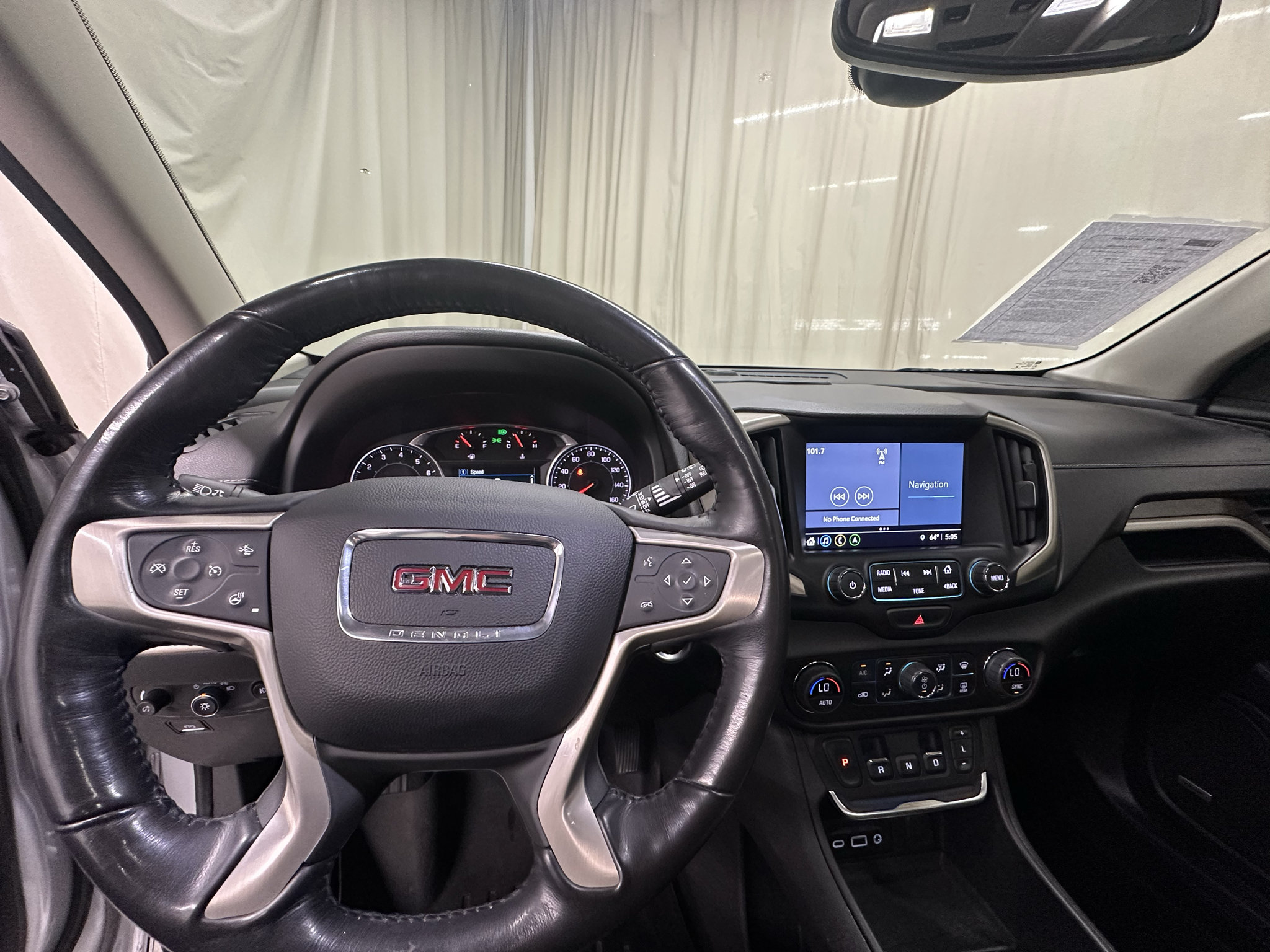 Used 2018 GMC Terrain Denali w/ Advanced Safety Package AWD/4WD image 23