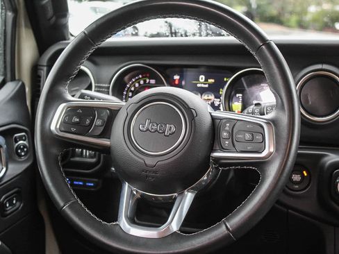 Used 2022 Jeep Wrangler Unlimited Rubicon 4xe w/ Steel Bumper Group image 11