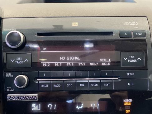 Used 2010 Toyota Tundra Limited image 19