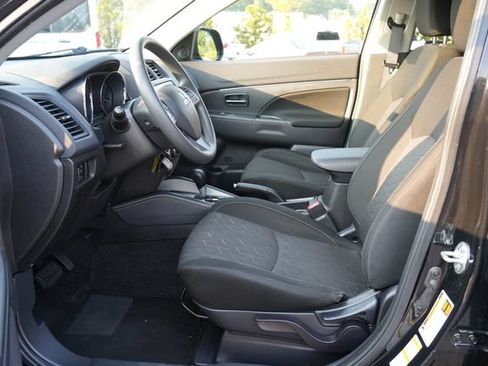 Used 2022 Mitsubishi Outlander Sport ES FWD image 19