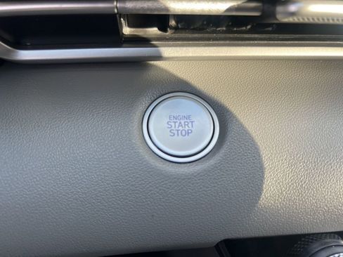 Used 2023 Hyundai Elantra SEL w/ Cargo Package image 49