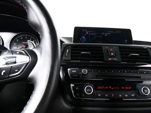 Used 2015 BMW M4 RWD image 13