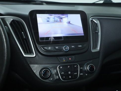 Used 2024 Chevrolet Malibu LT FWD image 27