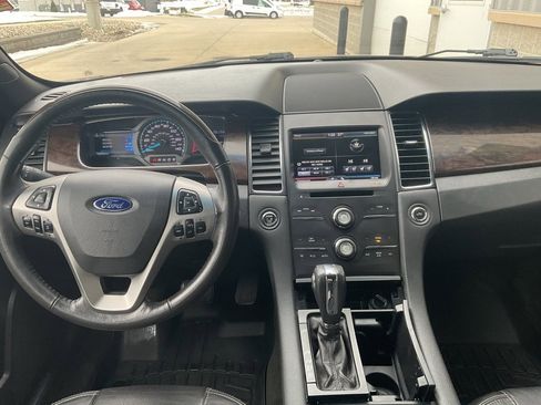 Used 2015 Ford Taurus Limited image 10