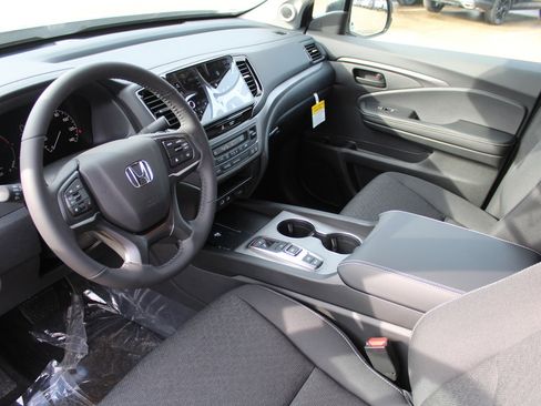 New 2026 Honda Ridgeline Sport image 6