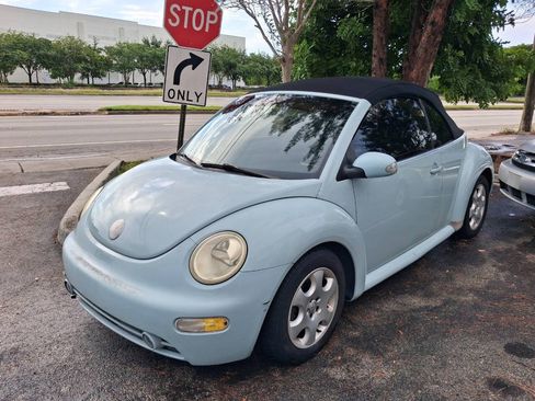 Used 2003 Volkswagen Beetle GLS FWD image 1