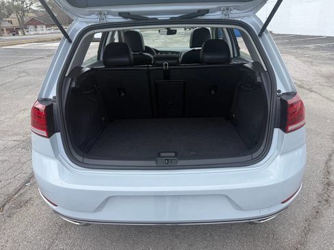 Used 2020 Volkswagen Golf 4-Door image 26