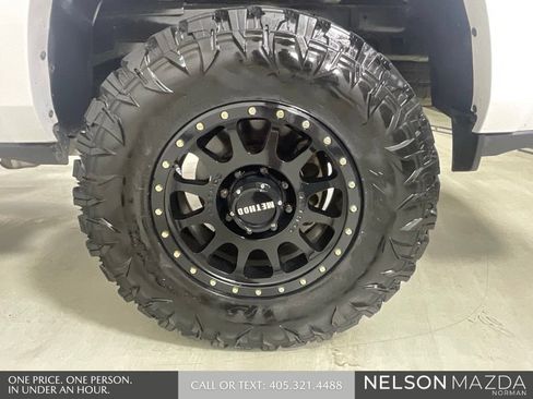 Used 2022 RAM 2500 Laramie w/ Body Color Bumper Group AWD/4WD image 10