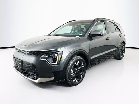 Used 2024 Kia Niro Wind FWD image 3
