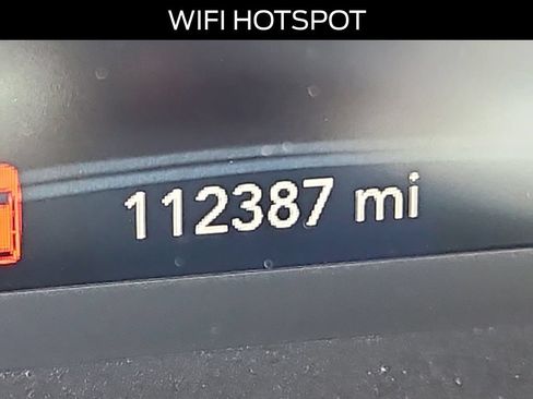 Used 2017 Chrysler Pacifica Touring-L w/ Tire & Wheel Group FWD image 26