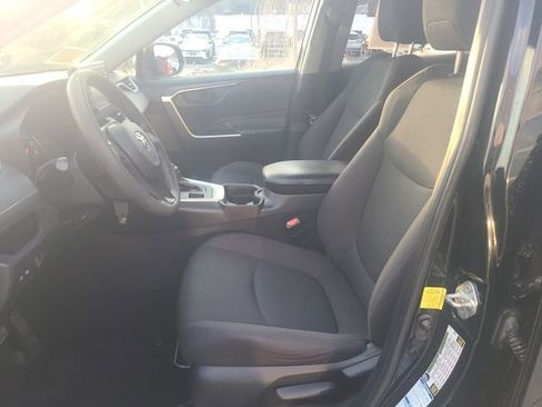 Used 2019 Toyota RAV4 LE w/ All Weather Liner Package image 16