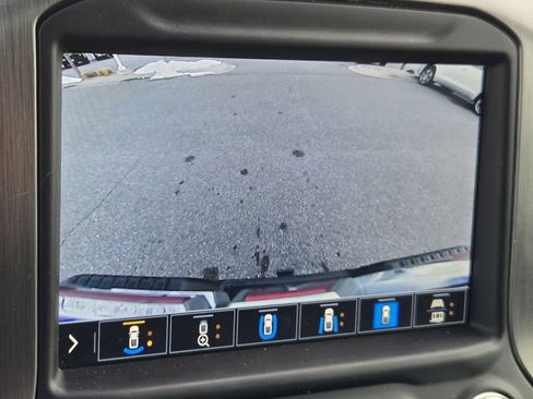 Used 2022 GMC Sierra 2500 Denali w/ Denali Ultimate Package image 9