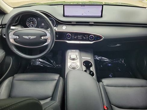 Used 2022 Genesis GV70 2.5T w/ Advanced Package AWD/4WD image 2