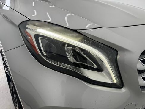 Used 2018 Mercedes-Benz GLA 250 image 32