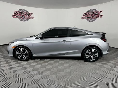 Used 2018 Honda Civic EX-T image 4