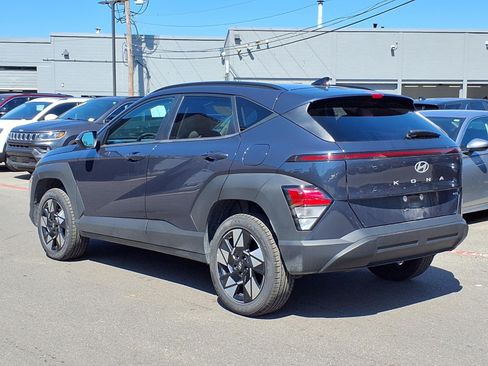 Used 2025 Hyundai Kona SEL AWD/4WD image 2