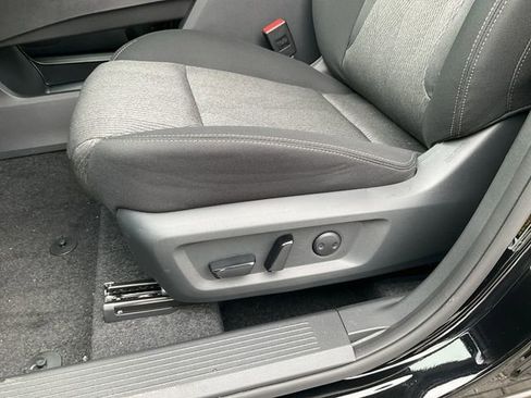 New 2026 Nissan Rogue SV w/ Cold Weather Package image 27