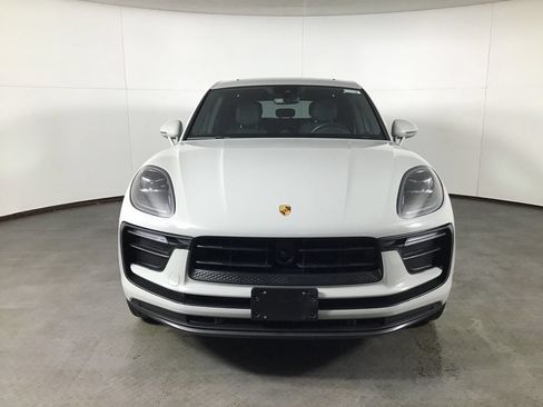 Certified 2023 Porsche Macan Turbo AWD/4WD image 2