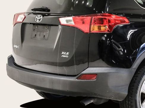 Used 2015 Toyota RAV4 XLE image 6