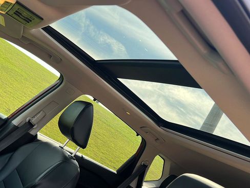 Used 2024 Nissan Rogue SV w/ SV Premium Package image 32