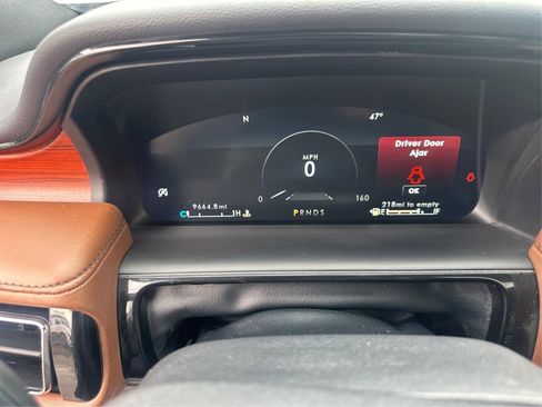 Used 2022 Lincoln Nautilus Reserve image 28