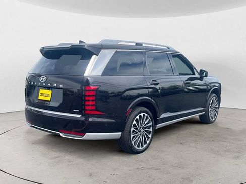 Certified 2026 Hyundai Palisade Calligraphy AWD/4WD image 5