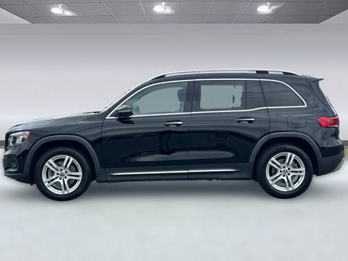 Used 2023 Mercedes-Benz GLB 250 image 2