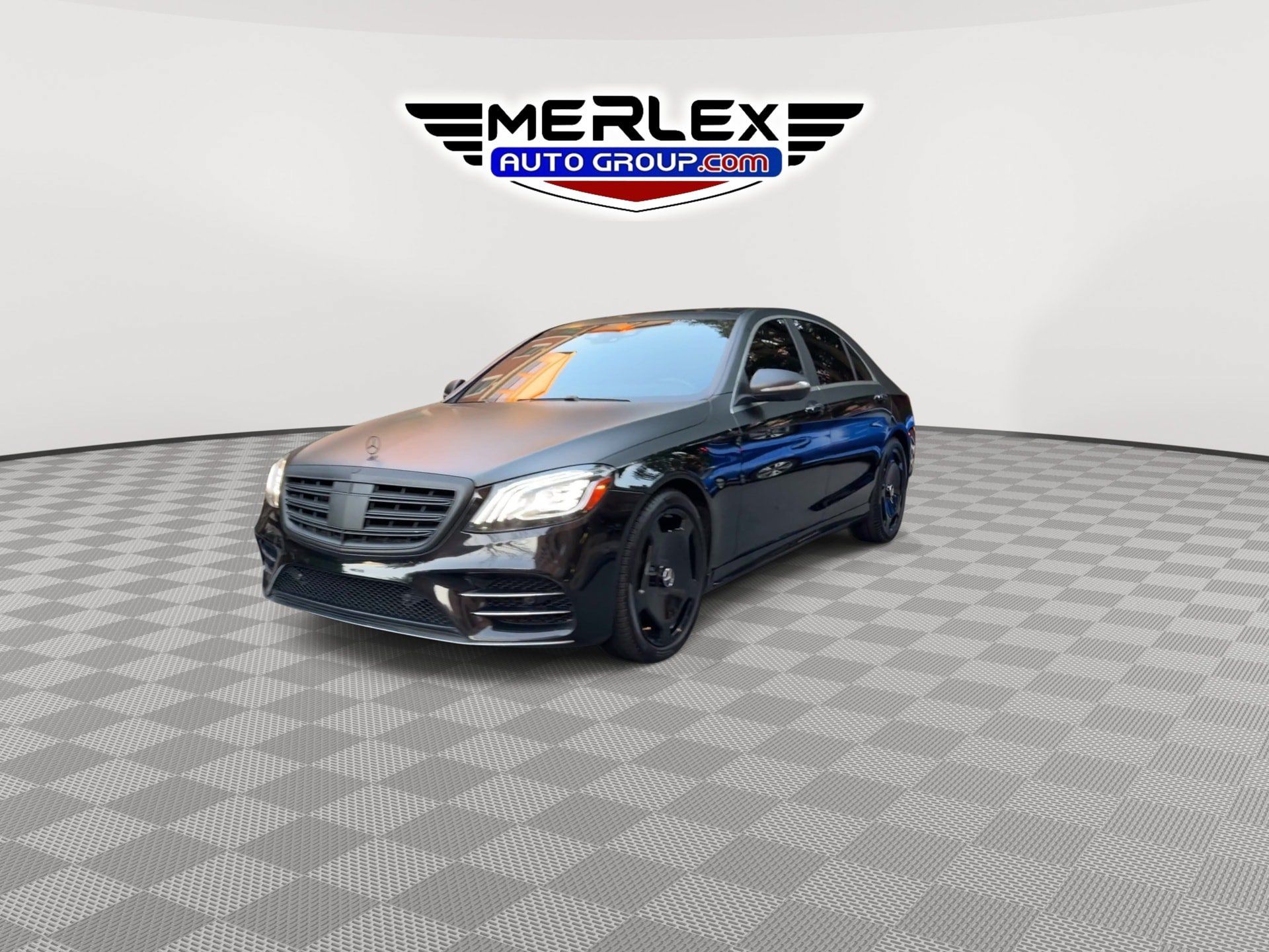 Used 2019 Mercedes-Benz S 560 Sedan image 3