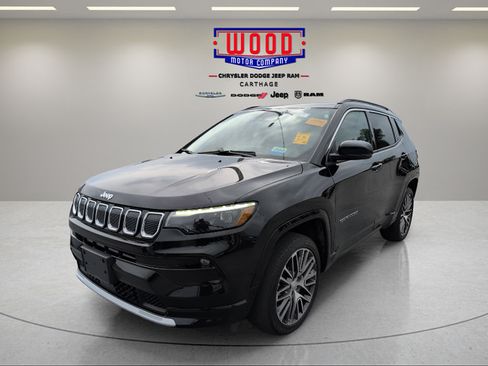 Used 2022 Jeep Compass Limited w/ Elite Group AWD/4WD image 7