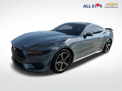Used 2025 Ford Mustang Coupe RWD image 1
