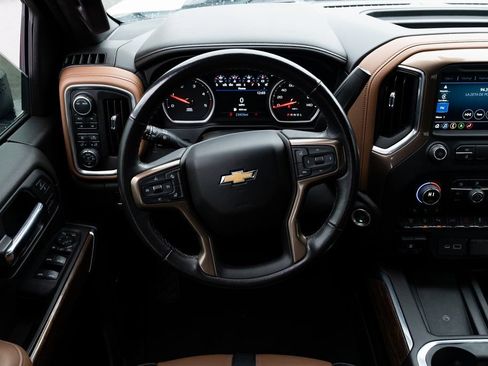 Used 2023 Chevrolet Silverado 2500 High Country AWD/4WD image 11
