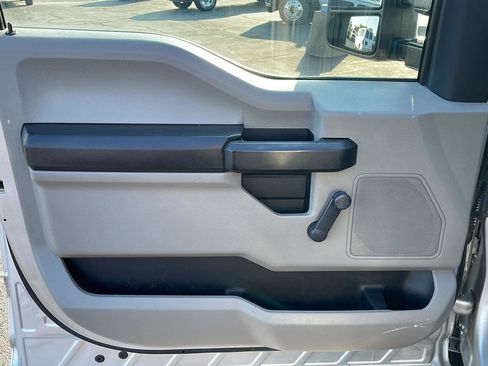 Used 2019 Ford F250 XL RWD image 10
