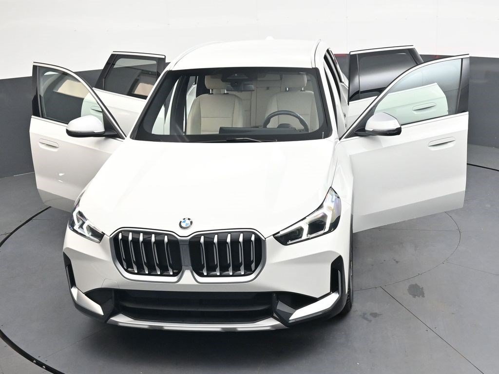 Used 2023 BMW X1 xDrive28i w/ Convenience Package AWD/4WD image 37