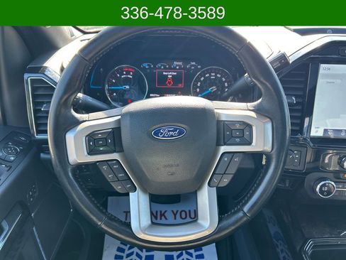 Used 2022 Ford F250 Lariat w/ Black Appearance Package image 14