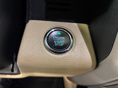 Used 2016 Ford F150 Lariat image 44