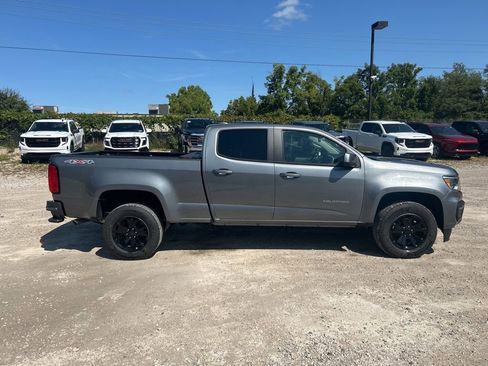 Used 2022 Chevrolet Colorado LT w/ Safety Package image 4