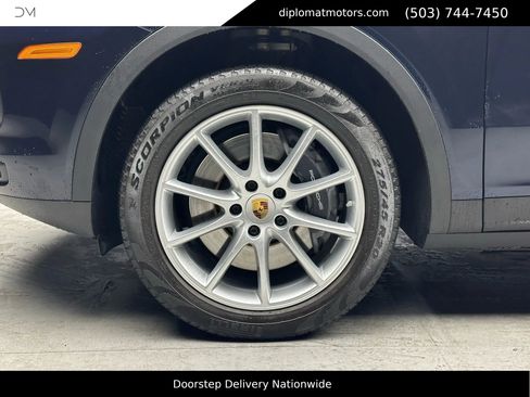 Used 2021 Porsche Cayenne image 35