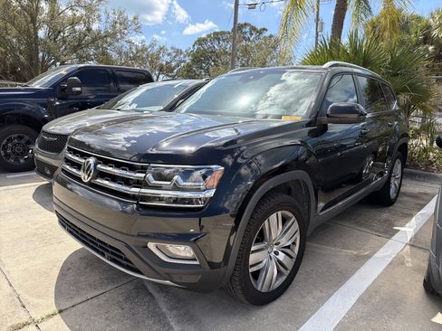 Used 2019 Volkswagen Atlas SEL image 3