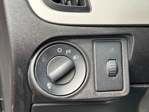 Used 2011 Ford Focus SES w/ 401A Rapid Spec Order Code FWD image 17