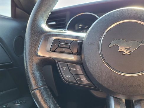 Used 2016 Ford Mustang Premium image 22