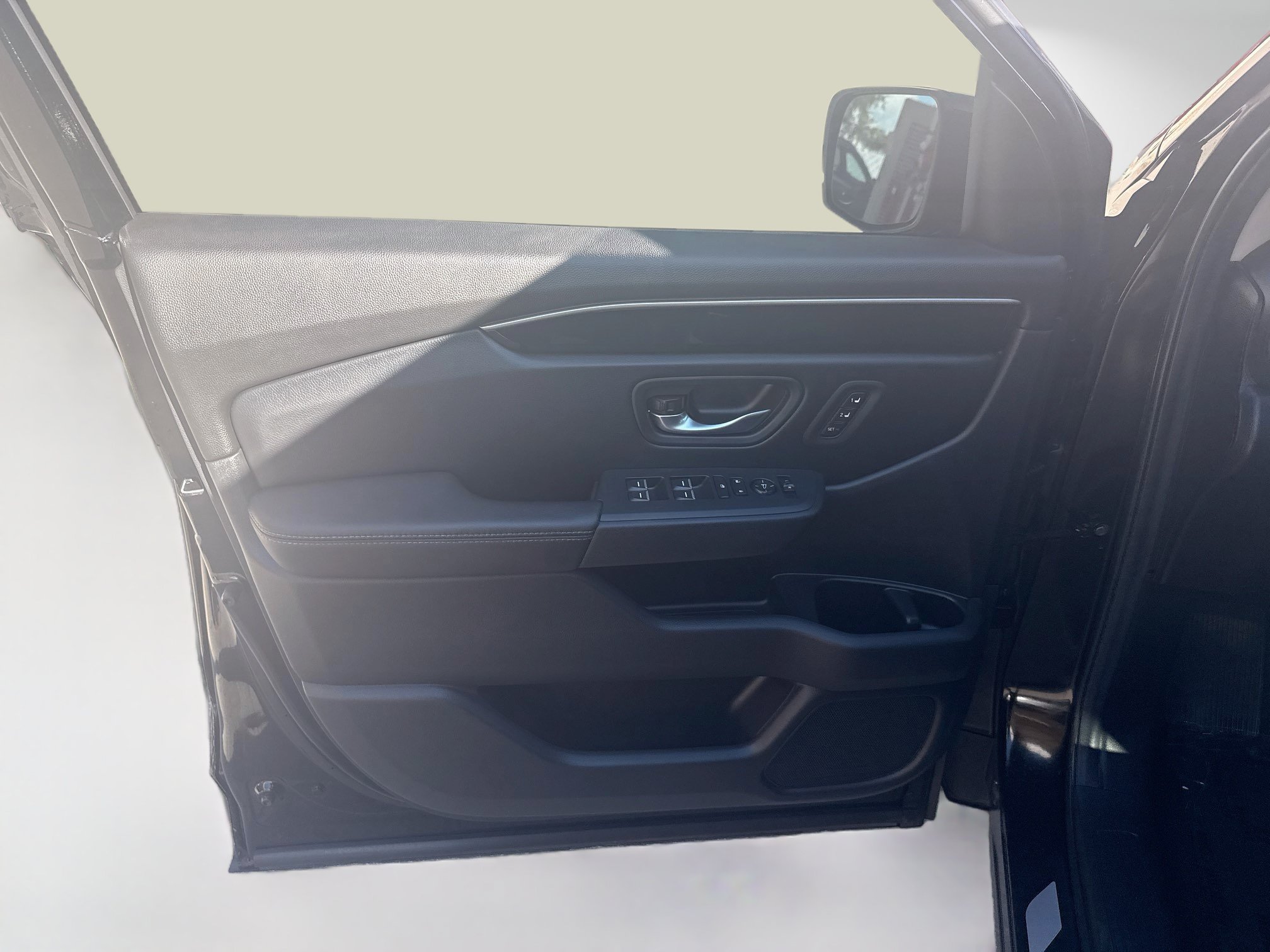 Used 2025 Honda Pilot EX-L image 19