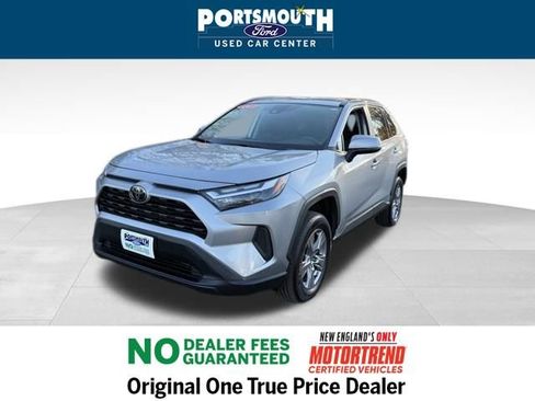 Used 2024 Toyota RAV4 XLE image 13