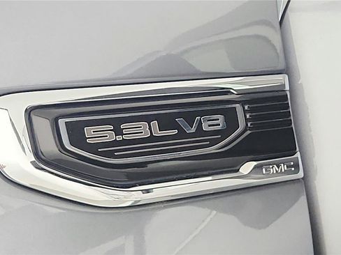 Used 2021 GMC Sierra 1500 Denali w/ Technology Package AWD/4WD image 9