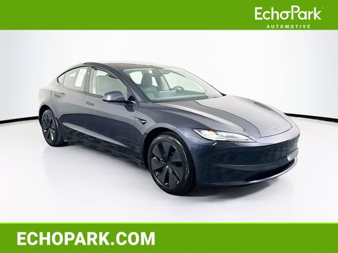 Used 2025 Tesla Model 3 Long Range RWD image 1