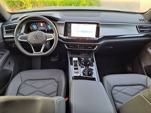 New 2026 Volkswagen Atlas Cross Sport SE image 6